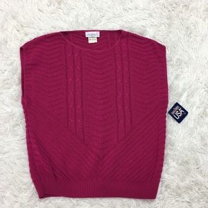 NWT. Sweaters USA Cranberry Sleeveless Sweater Size M